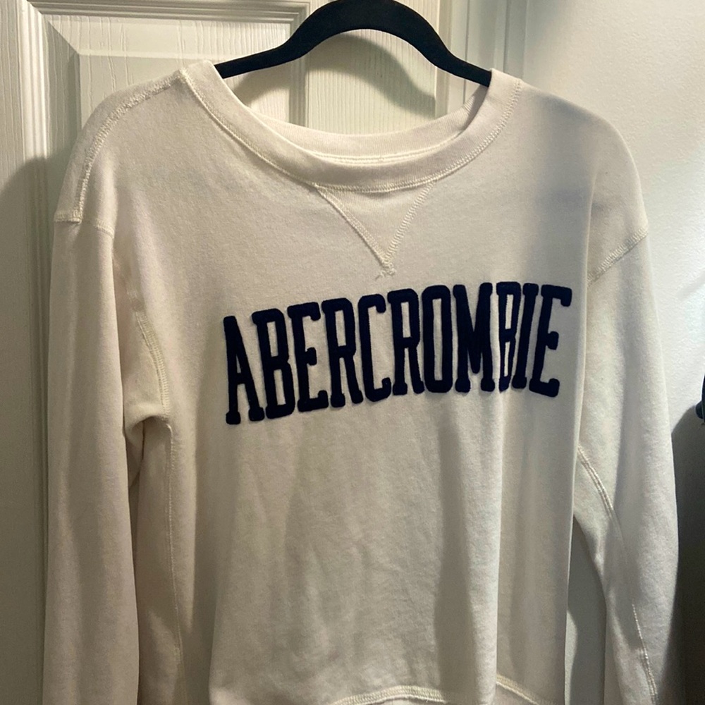 White Abercrombie crewneck